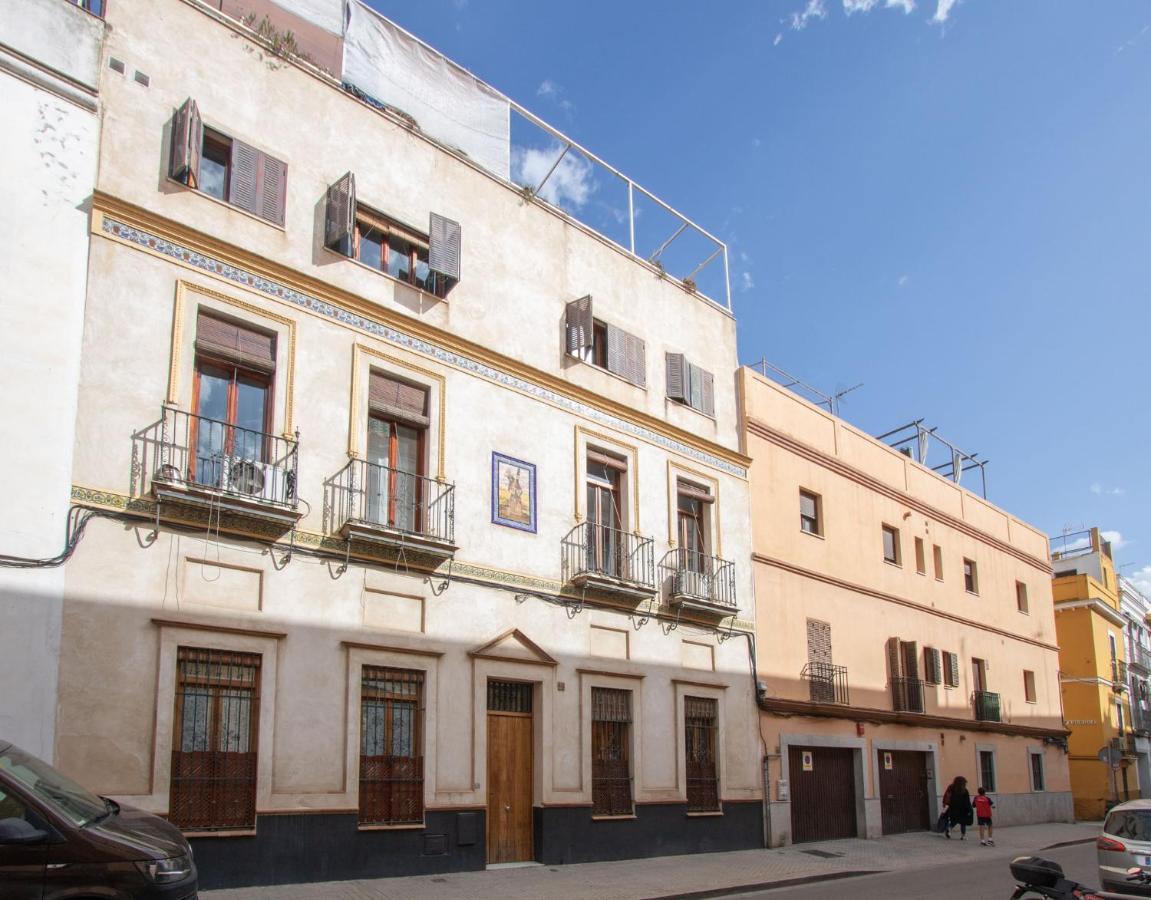 Goles Courtyard With Parking By Valcambre Leilighet Sevilla Eksteriør bilde